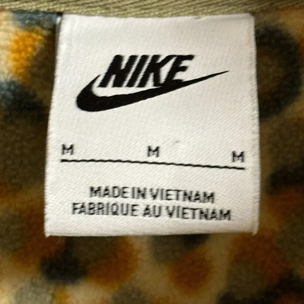 NIKE Club Fleece Full Zip Jacket in Team Gold/Neutral Olive MEN'S M